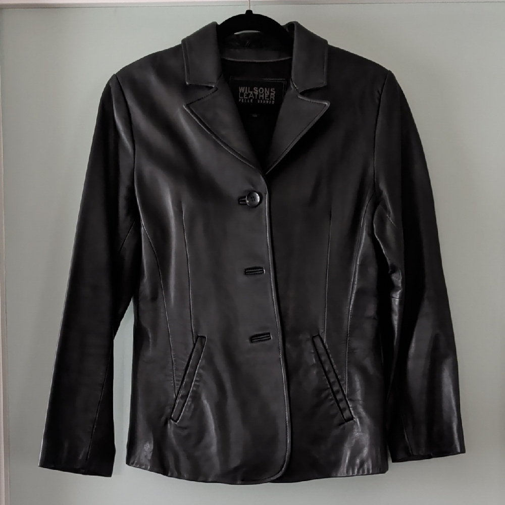 Wilsons Leather Women's Classic Black Button-Up Jacket
